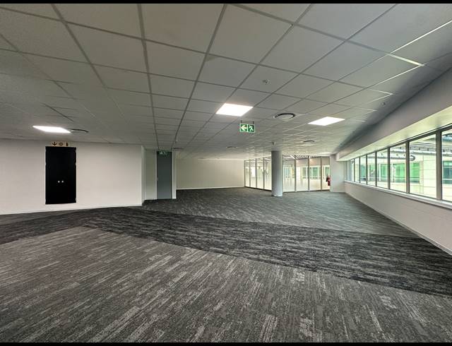364M² OFFICE TO LET IN SANDTON CENTRAL